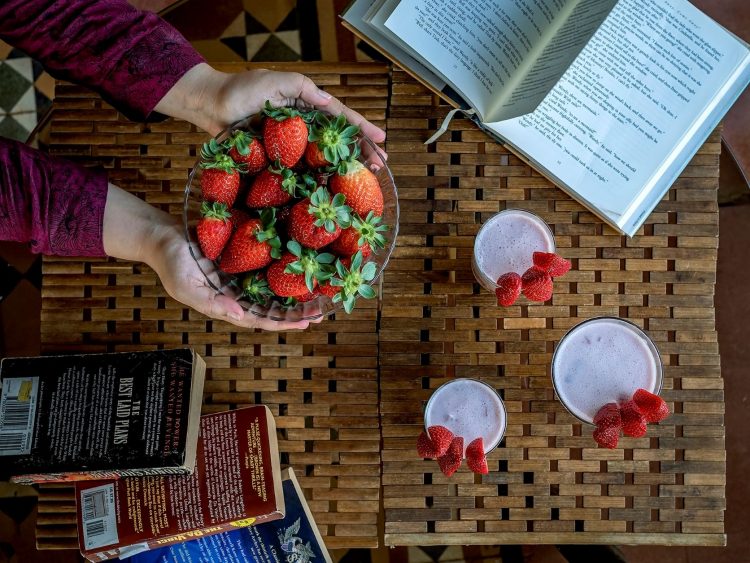 Building a kitchen garden with hacks